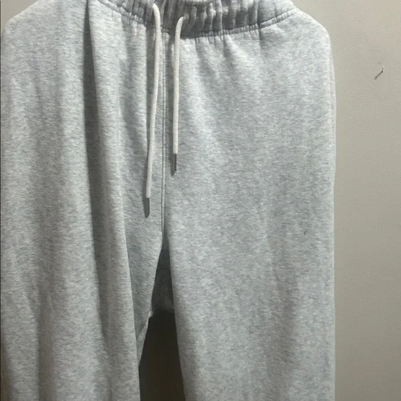 Bass Pro Shops Light Gray Sweatpants - Picture 4 of 10